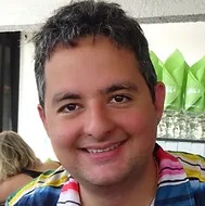 Jean-Emmanuel Combe, créateur de la méthode HUNKAAR