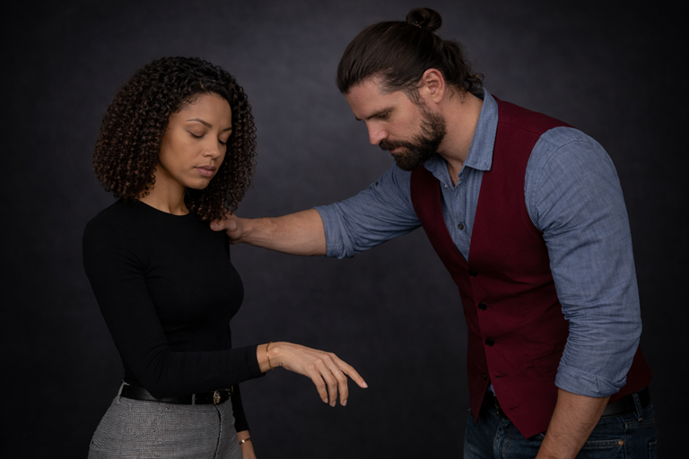 Séance d'hypnose HUNKAAR — travail thérapeutique avec le client